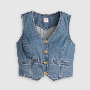 Levi’s Women’s Amore Denim Vest in color Cause And Effect XL